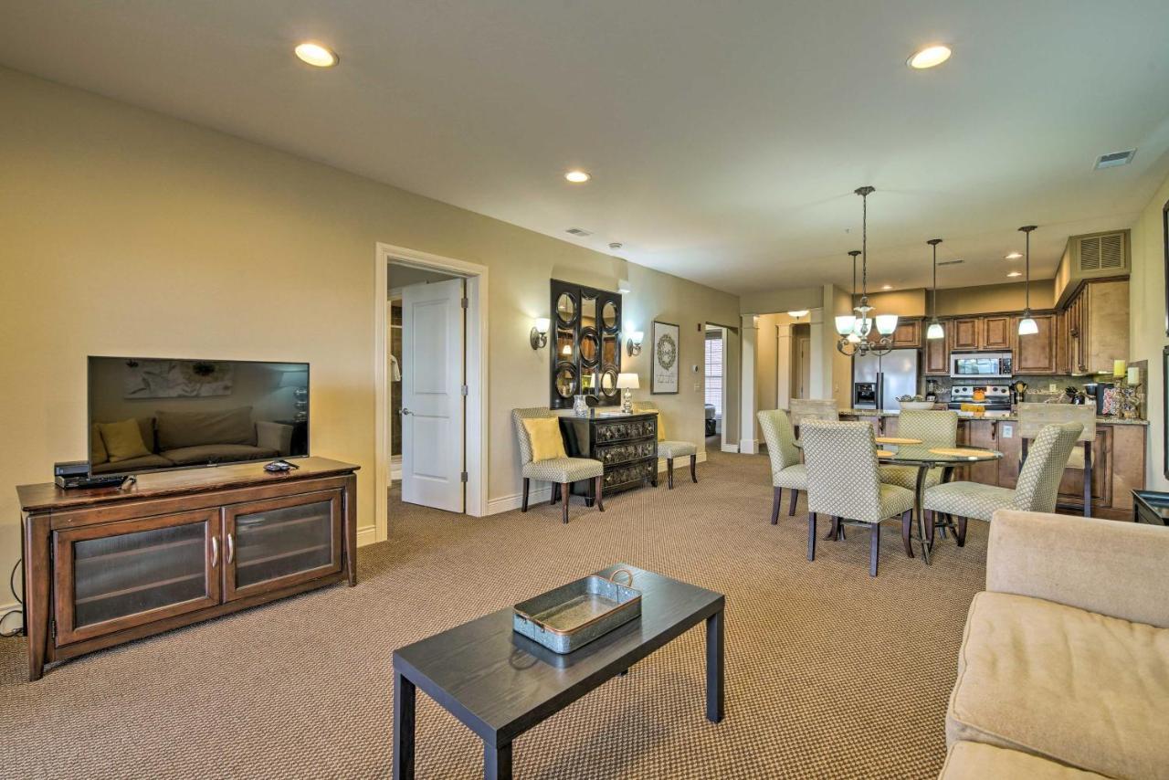 Inviting Branson Condo With Outdoor Dining Area Екстериор снимка